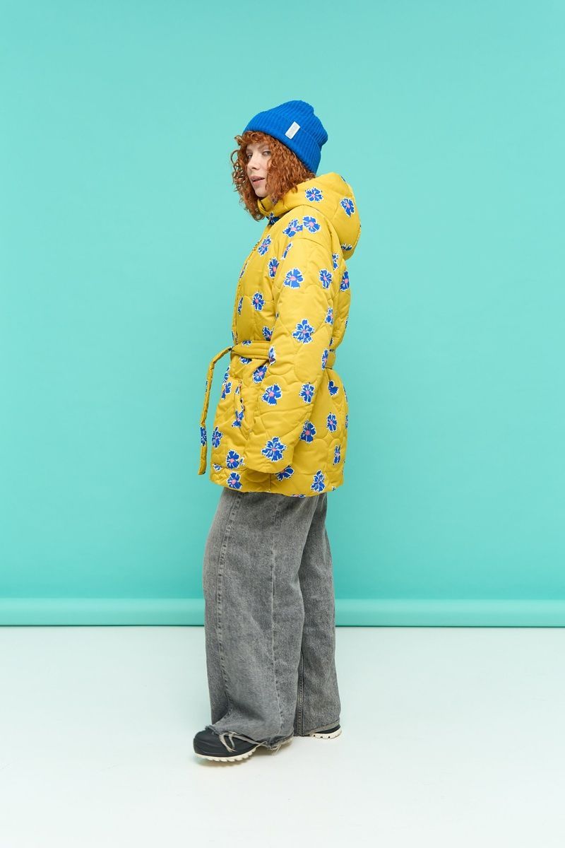 Women's lightweight mustard belted jacket with a 'Cornflowers' print